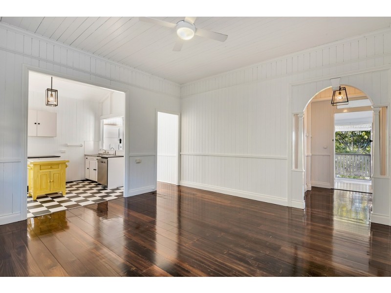 21 Bush Street, Windsor QLD 4030