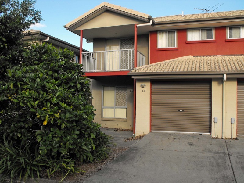 Meadowbrook QLD 4131