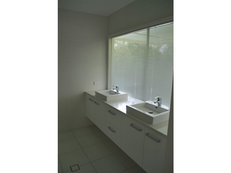 Chapel Hill QLD 4069