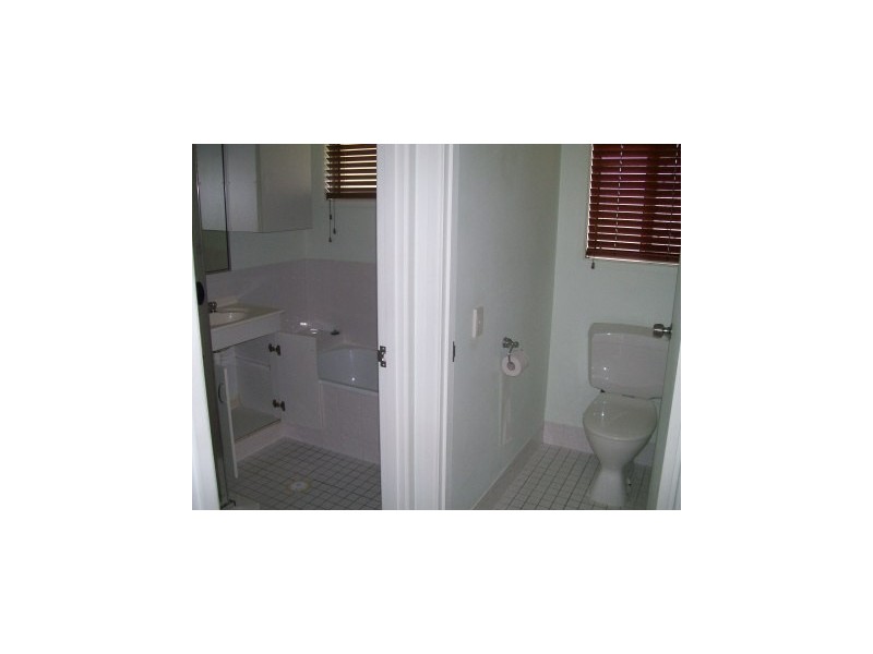 15/16 Hollywood Place, Oxenford QLD 4210