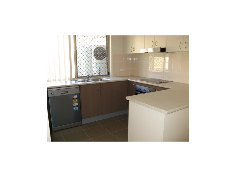 11/431 Manly Road, Manly West QLD 4179
