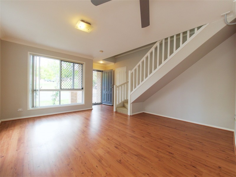 18/100 Bordeaux st, Eight Mile Plains QLD 4113