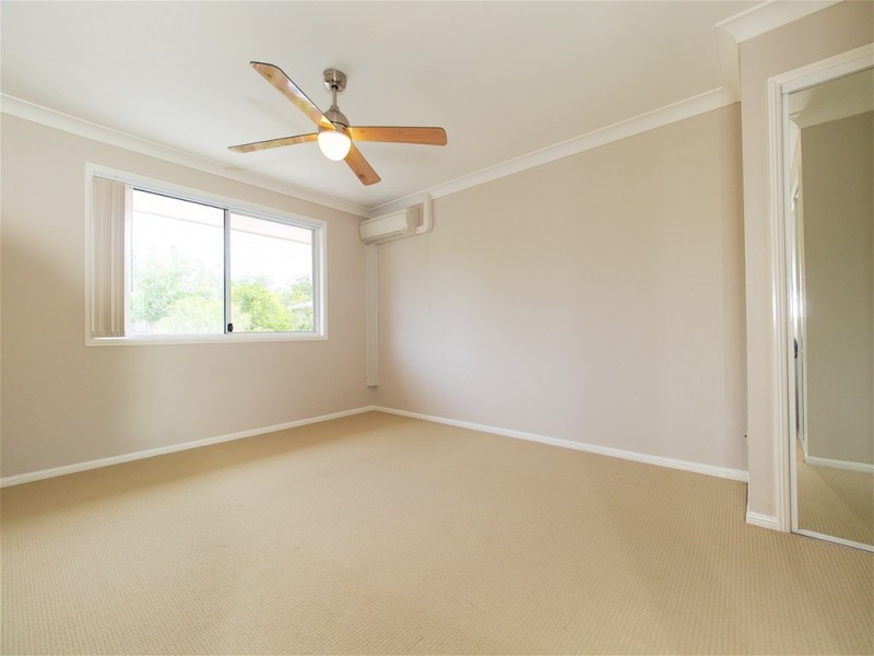 18/100 Bordeaux st, Eight Mile Plains QLD 4113