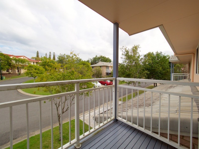 18/100 Bordeaux st, Eight Mile Plains QLD 4113