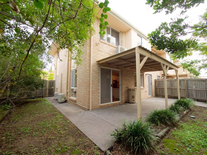 18/100 Bordeaux st, Eight Mile Plains QLD 4113