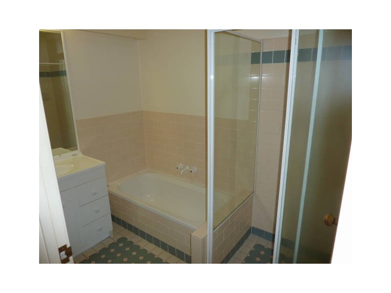 23/75 Brown Street, Labrador QLD 4215