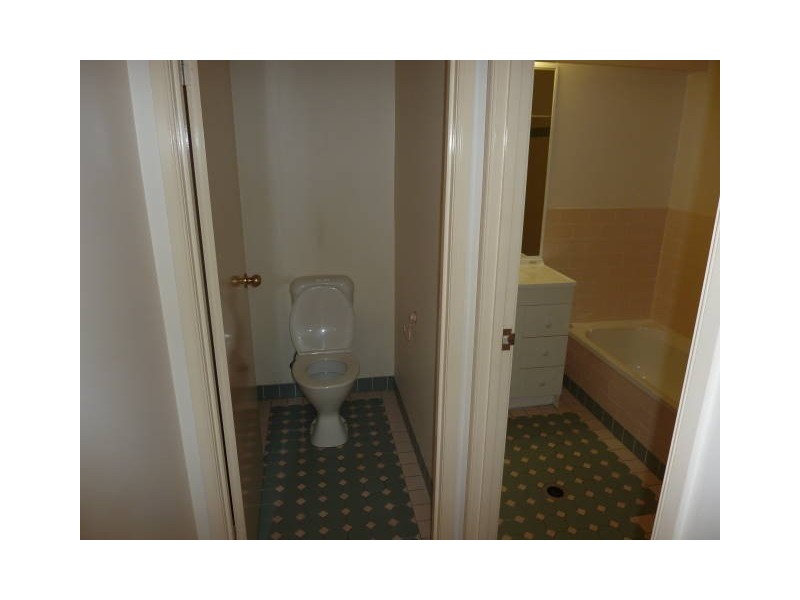 23/75 Brown Street, Labrador QLD 4215