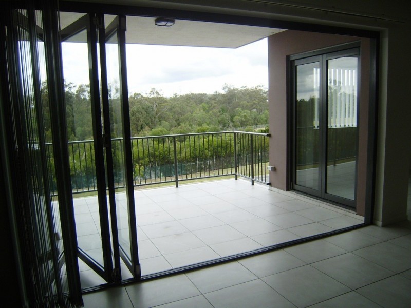 E08/2 Acacia Crt, Robina QLD 4226