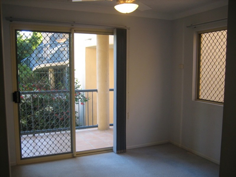22 / 21 Campbell street, Toowong QLD 4066