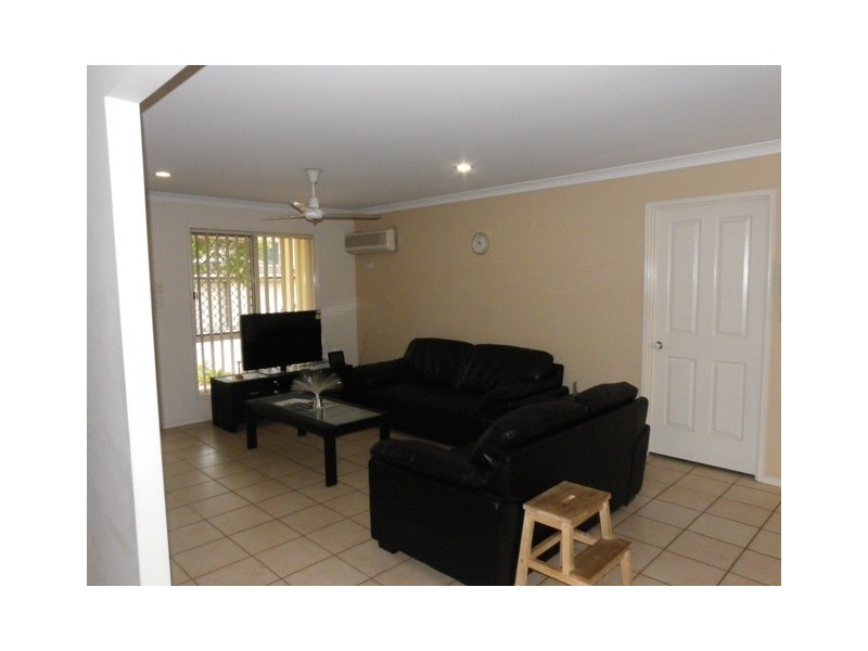 25 Buckingham Place, Eight Mile Plains QLD 4113