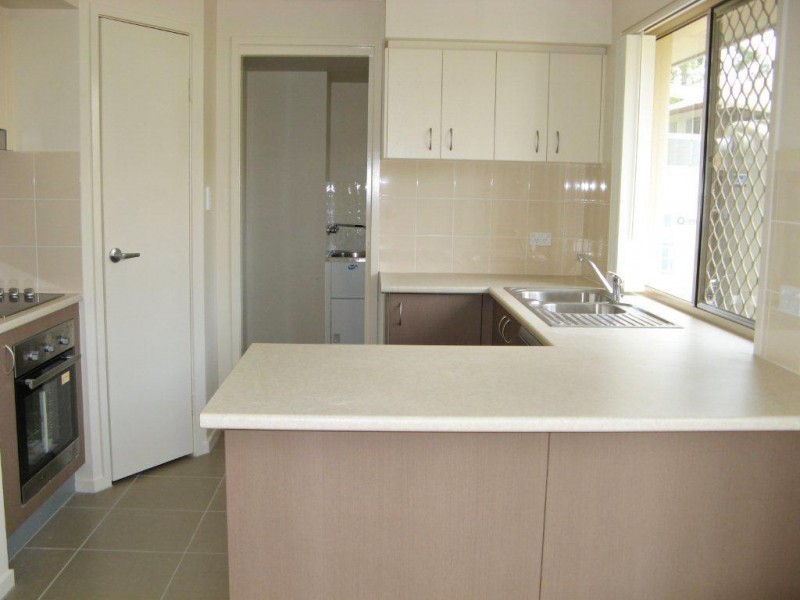 SG / 431 Manly Road, Manly West QLD 4179