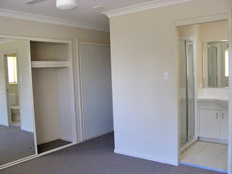 SG / 431 Manly Road, Manly West QLD 4179