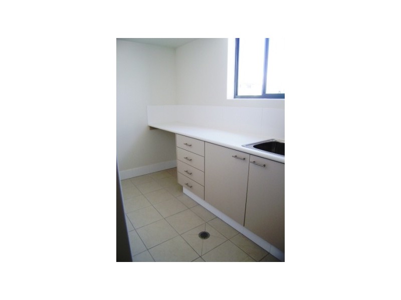 1 Acacia Court, Robina QLD 4226