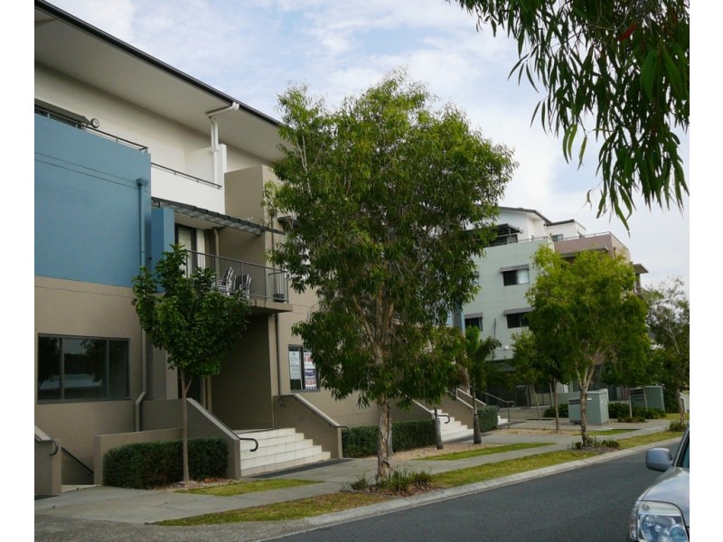 1 Acacia Court, Robina QLD 4226