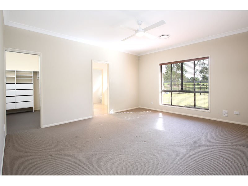 9 Gumdale Street, Wakerley QLD 4154