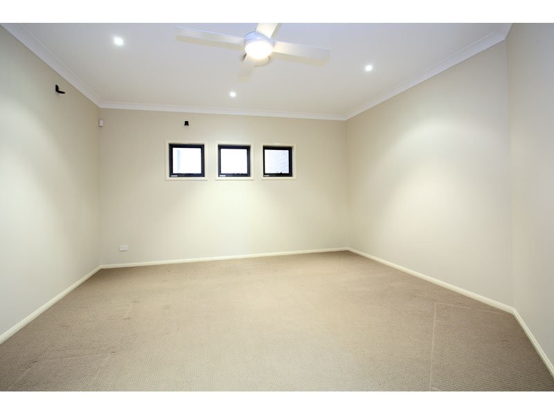 9 Gumdale Street, Wakerley QLD 4154