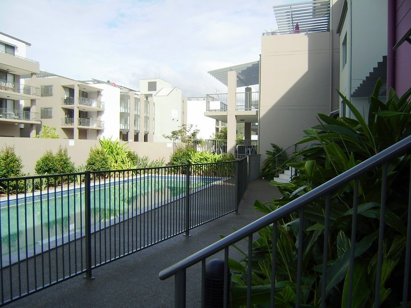 F04/2 Acacia Court, Robina QLD 4226