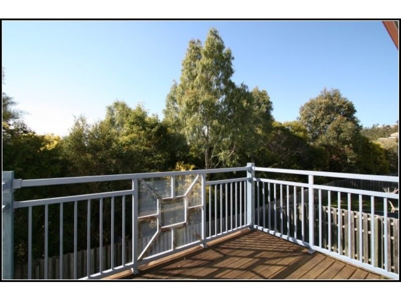 Pacific Pines QLD 4211