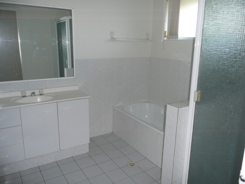 64/97-137 Edmund Rice Dr, Southport QLD 4215