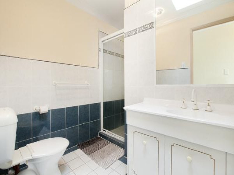 580 Seventeen Mile Rocks Rd, Sinnamon Park QLD 4073