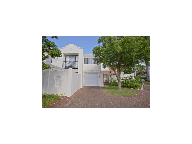77/60 CASEYS ROAD, Hope Island QLD 4212