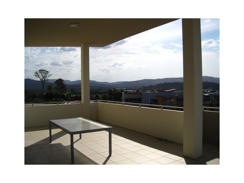 62 Riverwalk Ave, Robina QLD 4226