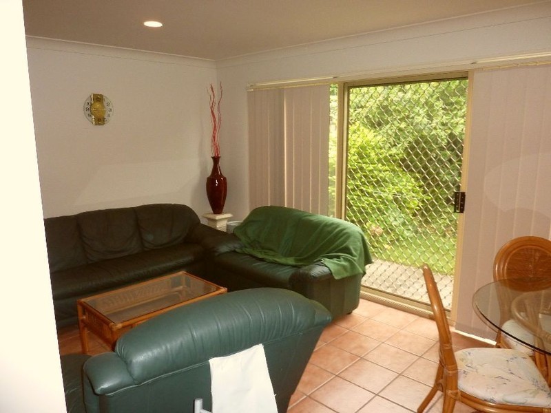 8 Manor Street, Eight Mile Plains QLD 4113