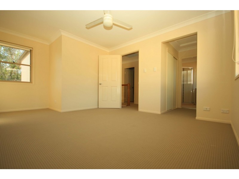 40/40 Hargreaves Road, Manly West QLD 4179