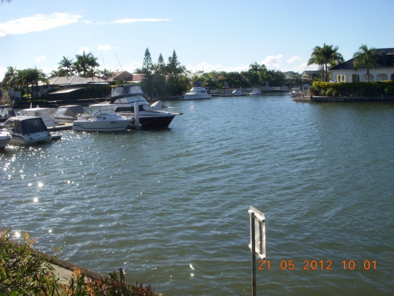 31/82 Limetree Parade, Runaway Bay QLD 4216