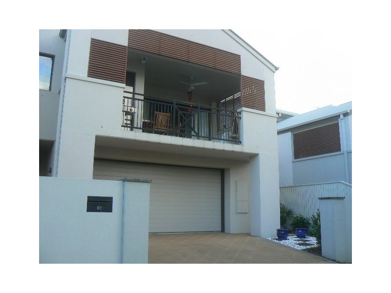 Mount Ommaney QLD 4074