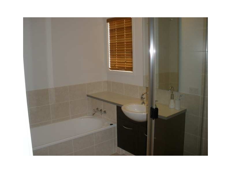 Mount Ommaney QLD 4074