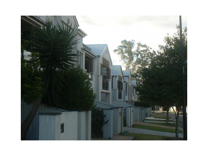 Mount Ommaney QLD 4074