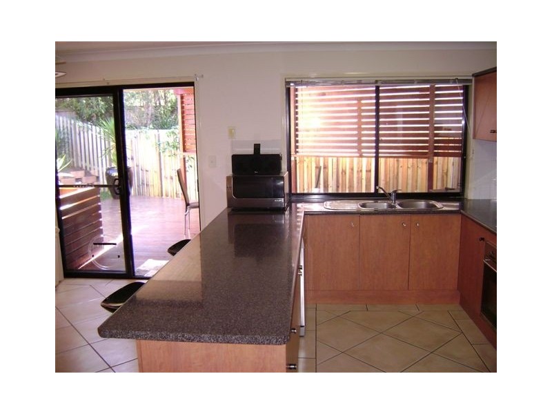 24/95 Arundel Drive, Arundel QLD 4214