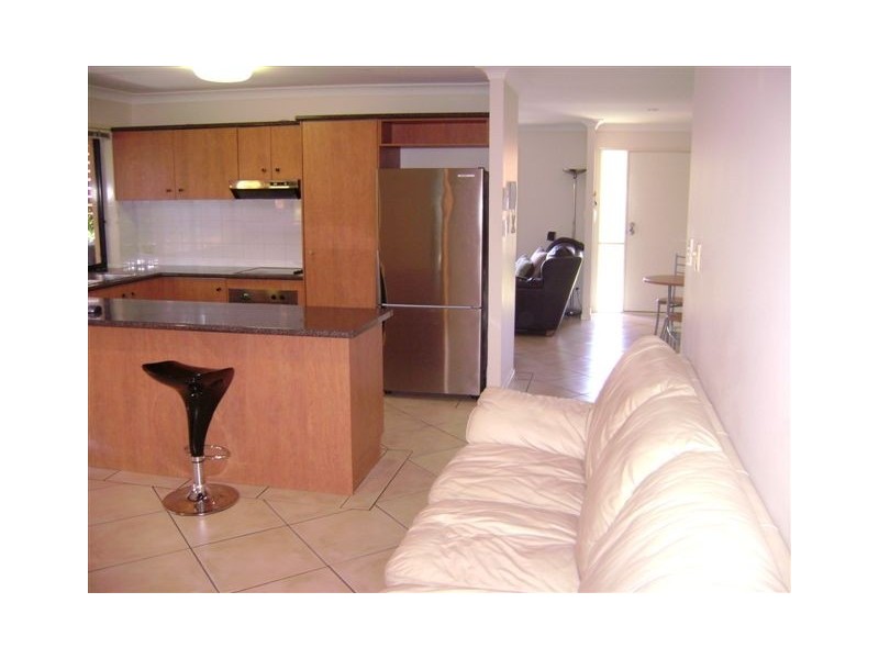 24/95 Arundel Drive, Arundel QLD 4214
