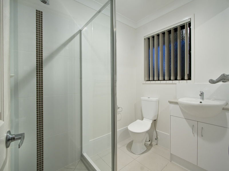 2 Sienna Street, Forest Lake QLD 4078