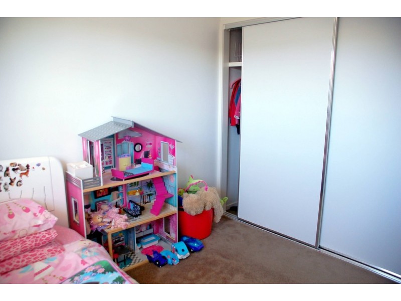 27 Heathwood Street, Taigum QLD 4018