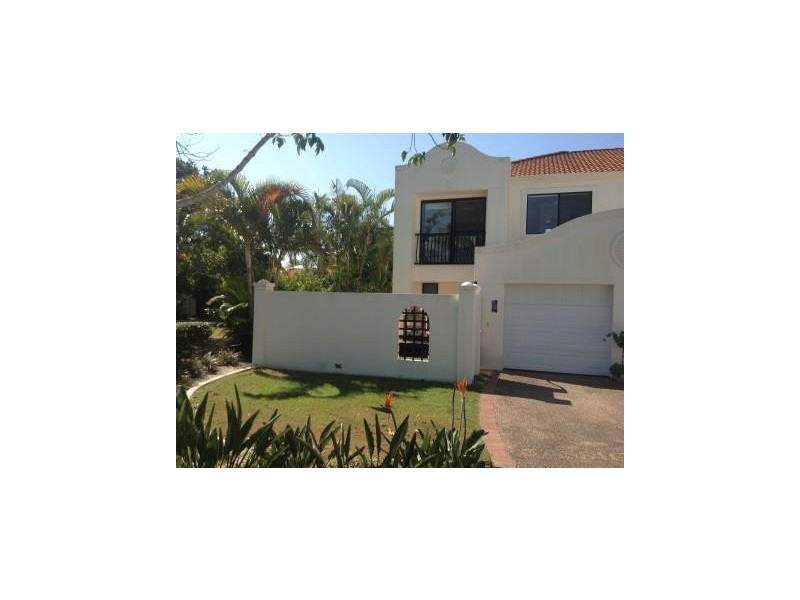 60 CASEYS ROAD, Hope Island QLD 4212