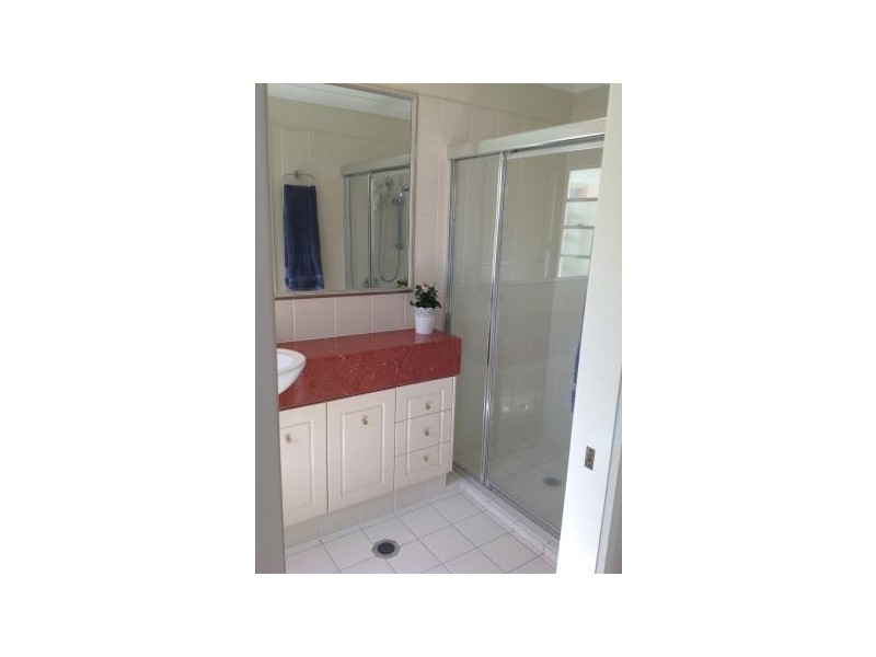 60 CASEYS ROAD, Hope Island QLD 4212