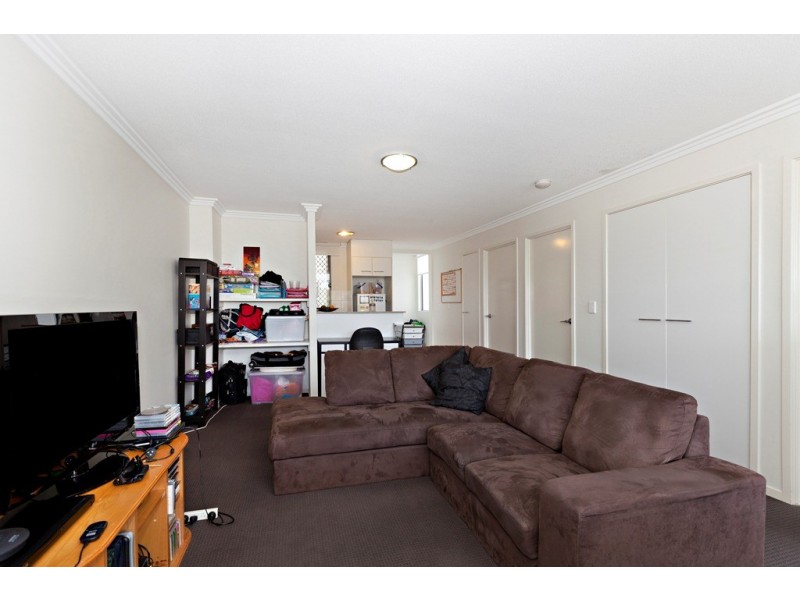 25, 217-223 Tufnell Road, Banyo QLD 4014