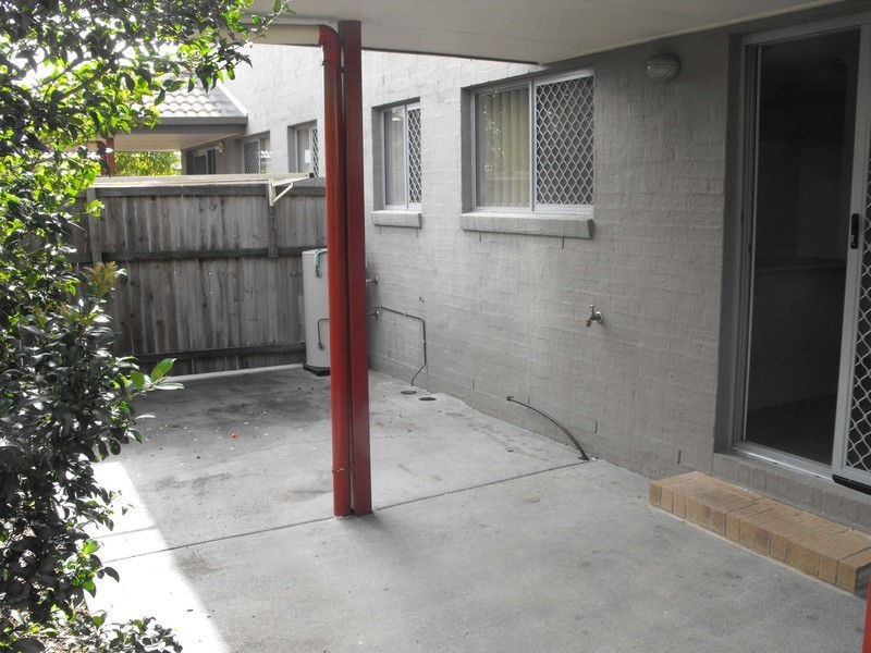 9/6 – 32 University Drive, Meadowbrook QLD 4131