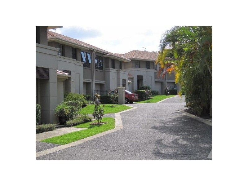 7/44-52 PINE VALLEY DRIVE, Varsity Lakes QLD 4227