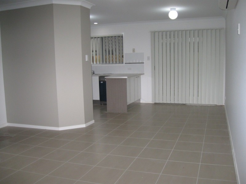 16/15 James Edward Street, Richlands QLD 4077