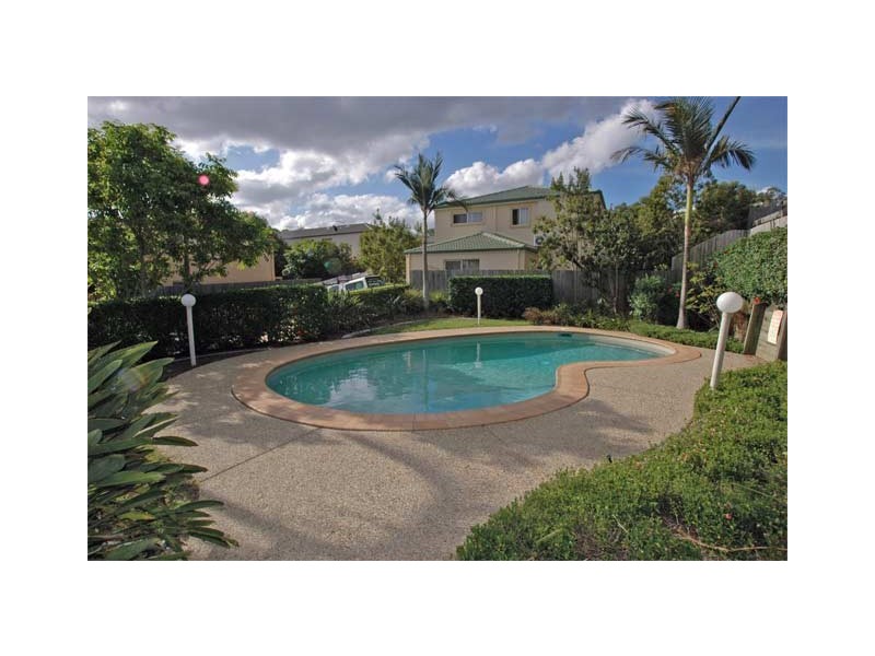 10 Chapman Place, Oxley QLD 4075