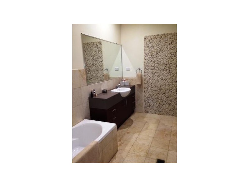 82 Bergin Rd, Ferny Grove QLD 4055