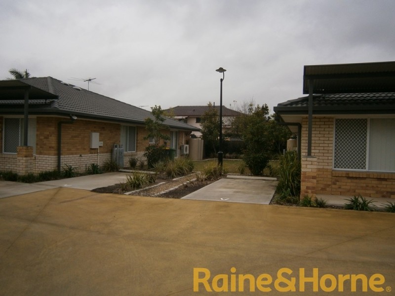 137 Duffield Rd, Kallangur QLD 4503