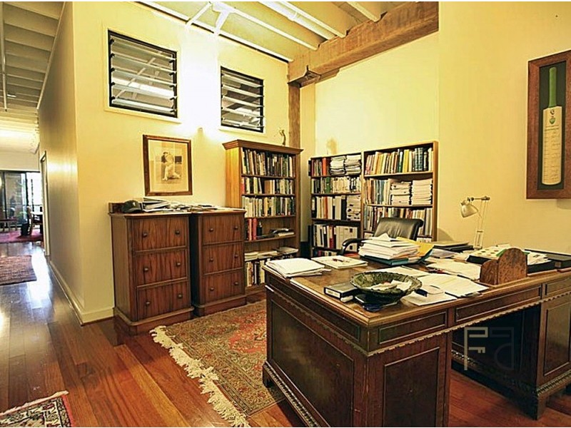 54 Vernon Tce, Teneriffe QLD 4005