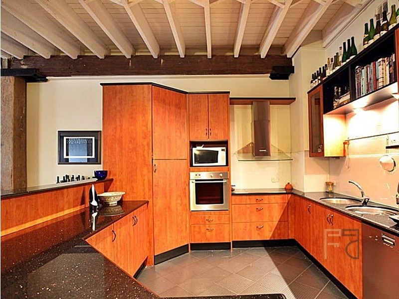 54 Vernon Tce, Teneriffe QLD 4005