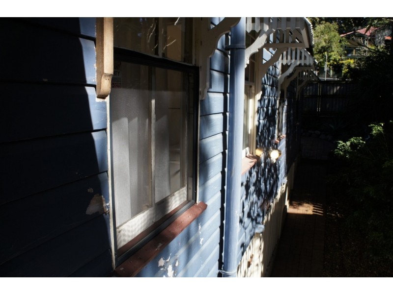 84 Miskin Street, Toowong QLD 4066