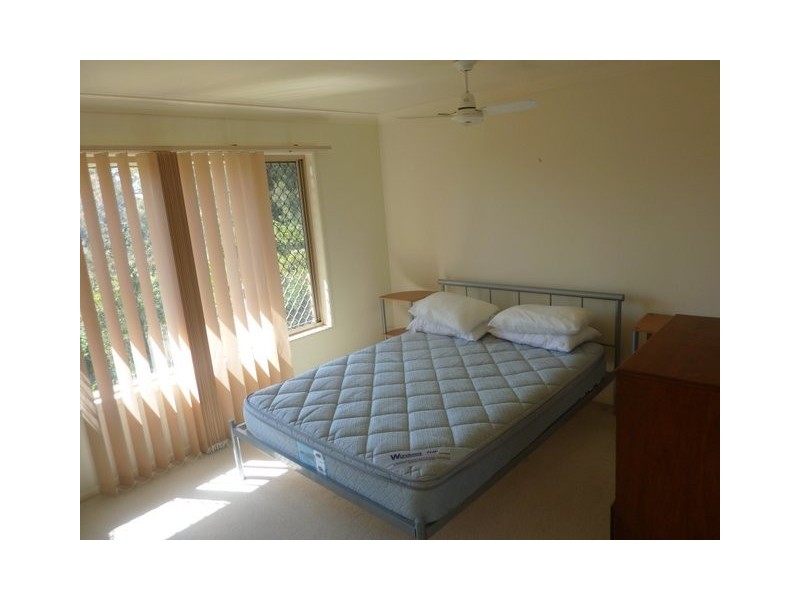 U20-75 Brown, Labrador QLD 4215