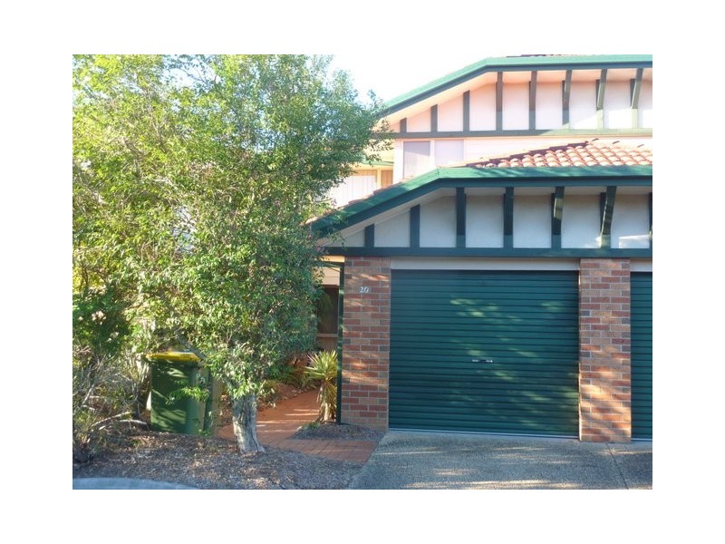 U20-75 Brown, Labrador QLD 4215